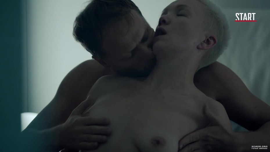 Яна Гурьянова ножки