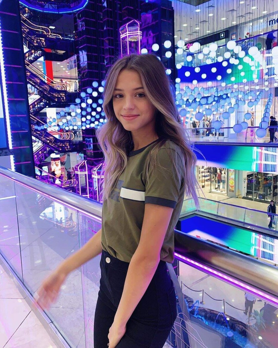 Даня Милохин и Юля гаврилина 2020