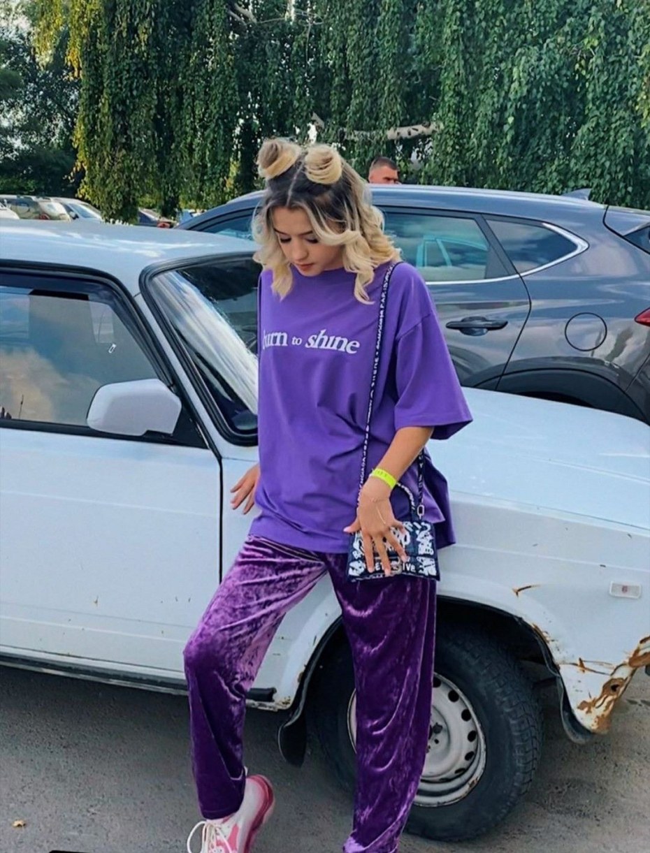 Даня мидохин т Юля гаврилина