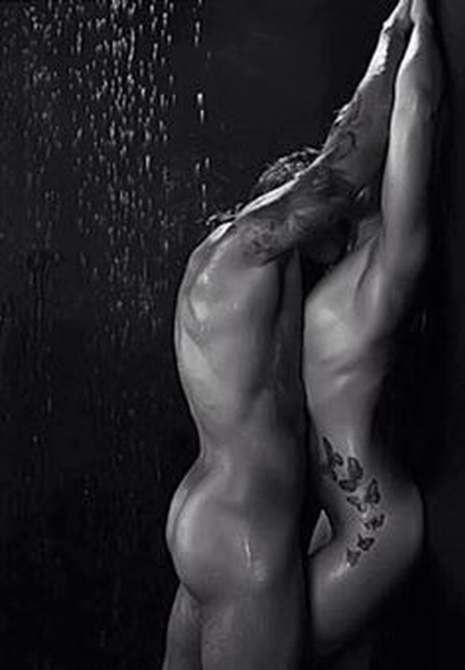 Красивые девушки в позе 69