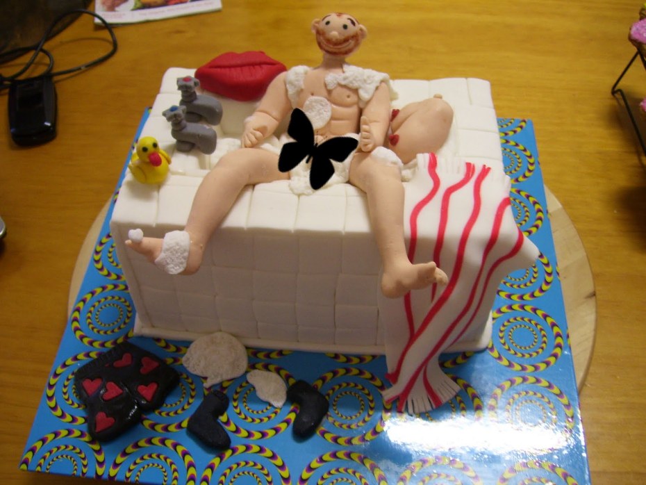 Торт в форме голого парня