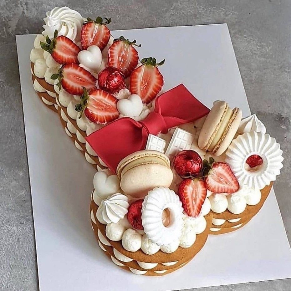 Свадебный торт прикольный