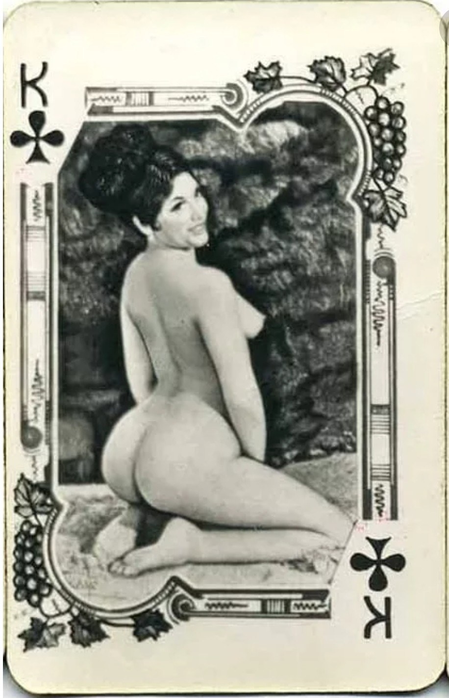 купить игральные карты с голыми женщинами фото 32